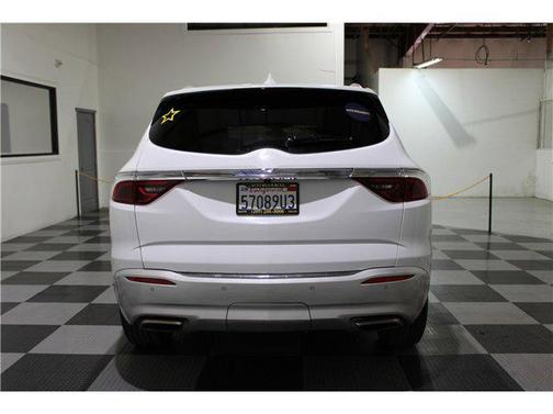 2023 Buick Enclave Essence FWD