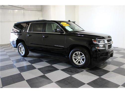2017 Chevrolet Suburban LT