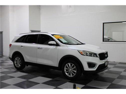 2018 Kia Sorento LX