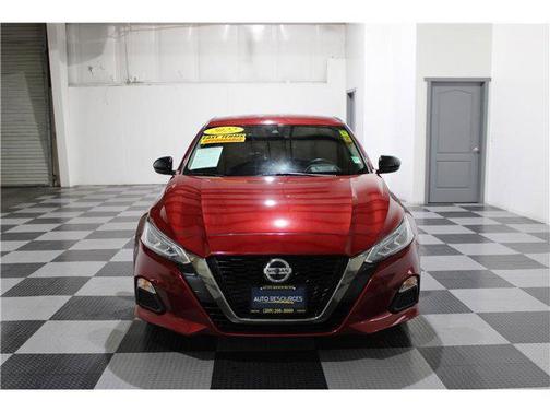 2022 Nissan Altima SR Intelligent AWD