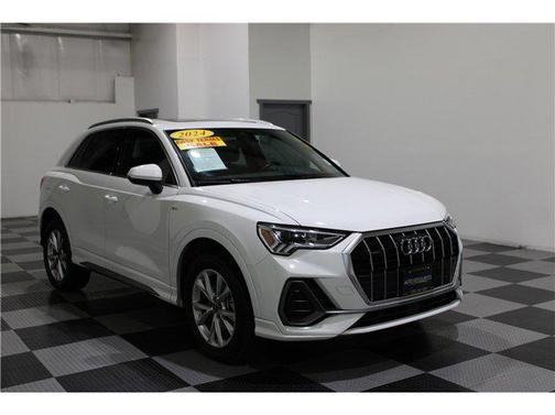 2024 Audi Q3 Premium 45 TFSI S line quattro Tiptronic