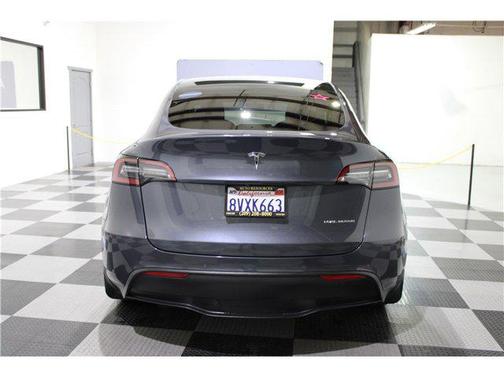2021 Tesla Model Y Long Range Dual Motor All-Wheel Drive
