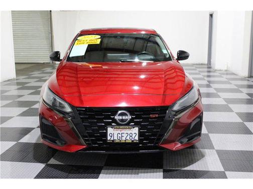 2023 Nissan Altima SR FWD
