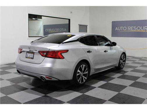 2017 Nissan Maxima S Sedan 4D