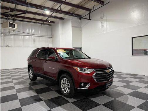 2020 Chevrolet Traverse LT Cloth