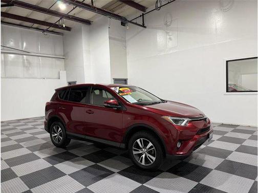 2018 Toyota RAV4 XLE