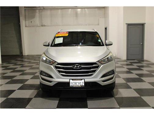 2018 Hyundai TUCSON SEL
