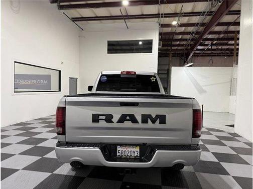 2017 RAM 1500 Night Regular Cab 4x2 6'4' Box