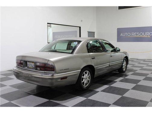 2002 Buick Park Avenue Sedan 4D