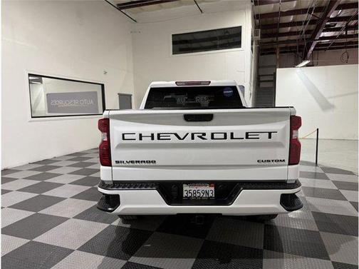 2022 Chevrolet Silverado 1500 Custom