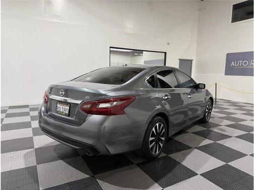 2018 Nissan Altima 2.5 SV