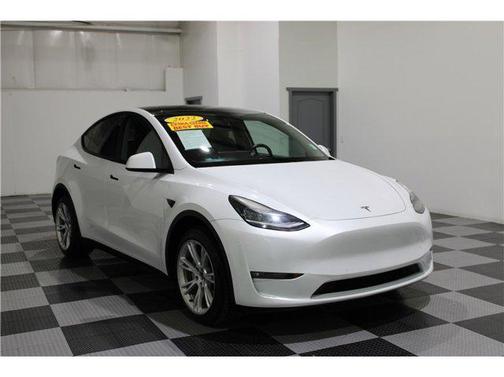 2022 Tesla Model Y Long Range Dual Motor All-Wheel Drive