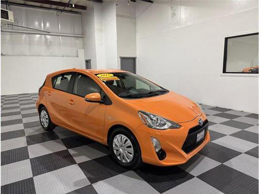 2015 Toyota Prius c One