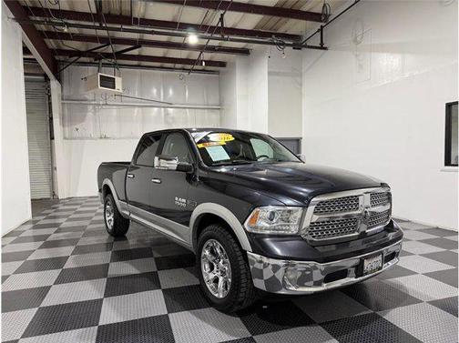 2016 RAM 1500 Laramie