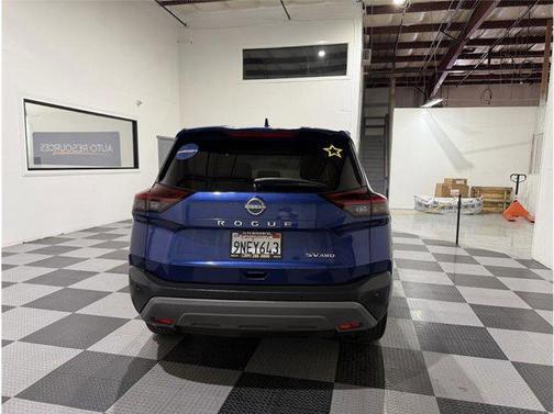 2022 Nissan Rogue SV