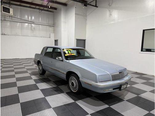 1992 Chrysler New Yorker Salon