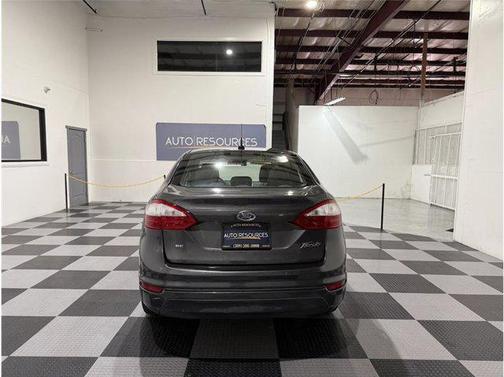 2017 Ford Fiesta SE