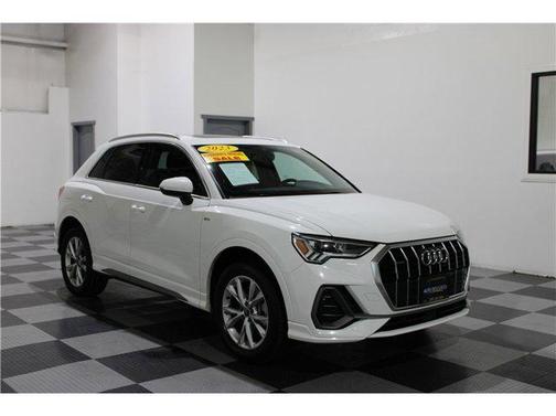 2023 Audi Q3 Premium 45 TFSI S line quattro Tiptronic
