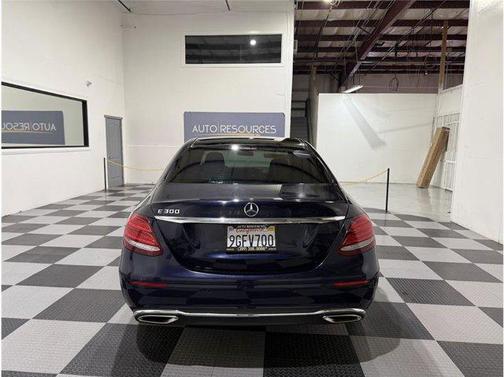 2017 Mercedes-Benz E-Class E 300 Sedan 4D