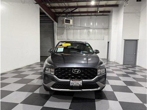 2022 Hyundai SANTA FE SE