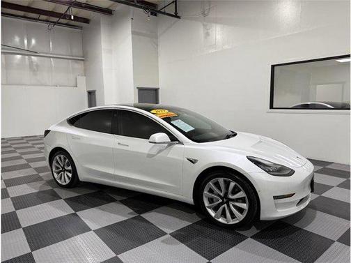 2019 Tesla Model 3 Standard Range Plus