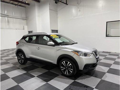 2020 Nissan Kicks SV