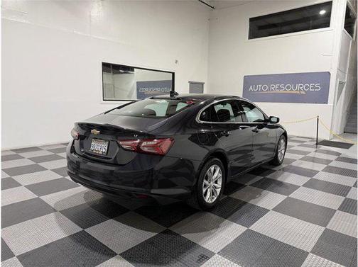 2022 Chevrolet Malibu FWD LT