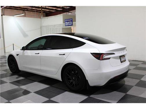 2024 Tesla Model 3 Long Range