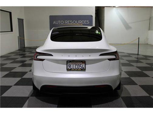 2024 Tesla Model 3 Long Range