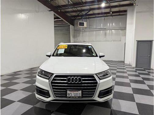 2019 Audi Q7 45 Premium