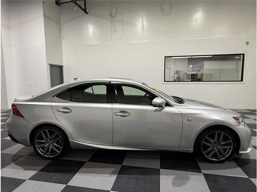 2015 Lexus IS 250 Crafted Line