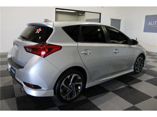 2016 Scion iM Hatchback 4D