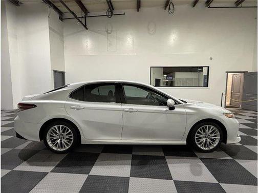 2018 Toyota Camry XLE
