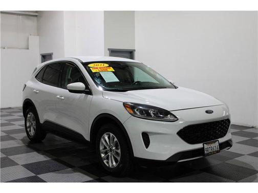 2021 Ford Escape SE