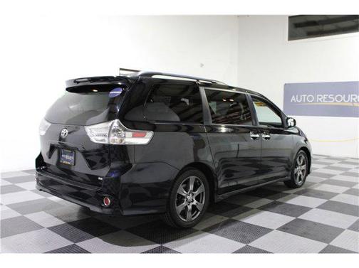 2017 Toyota Sienna SE