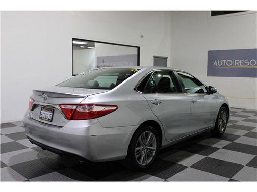 2016 Toyota Camry SE