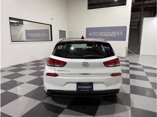 2020 Hyundai Elantra GT Base