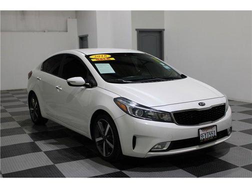 Snow White Pearl 2018 Kia Forte EX