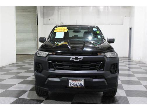 2024 Chevrolet Colorado WT