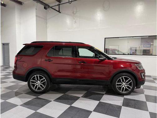 2017 Ford Explorer sport