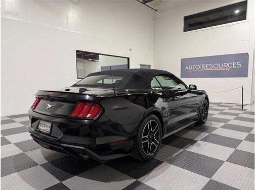 2020 Ford Mustang EcoBoost Premium