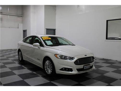 2015 Ford Fusion Hybrid SE