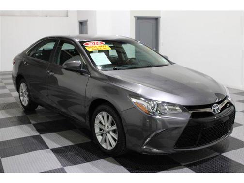 2016 Toyota Camry SE