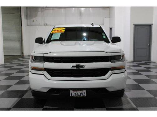 2018 Chevrolet Silverado 1500 Custom