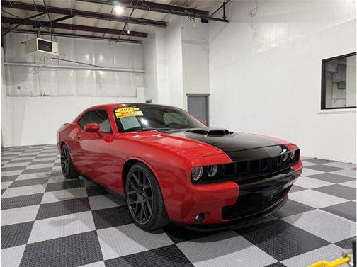 2015 Dodge Challenger R/T