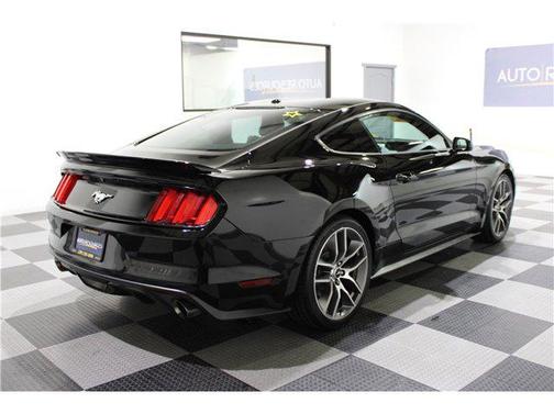 2015 Ford Mustang EcoBoost Premium