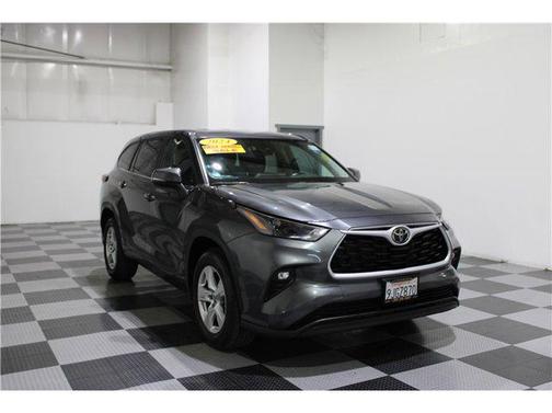 2024 Toyota Highlander LE