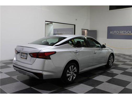 2020 Nissan Altima S FWD