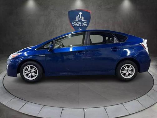 2010 Toyota Prius III
