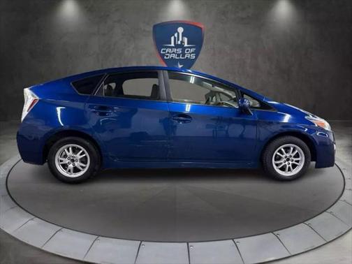2010 Toyota Prius III